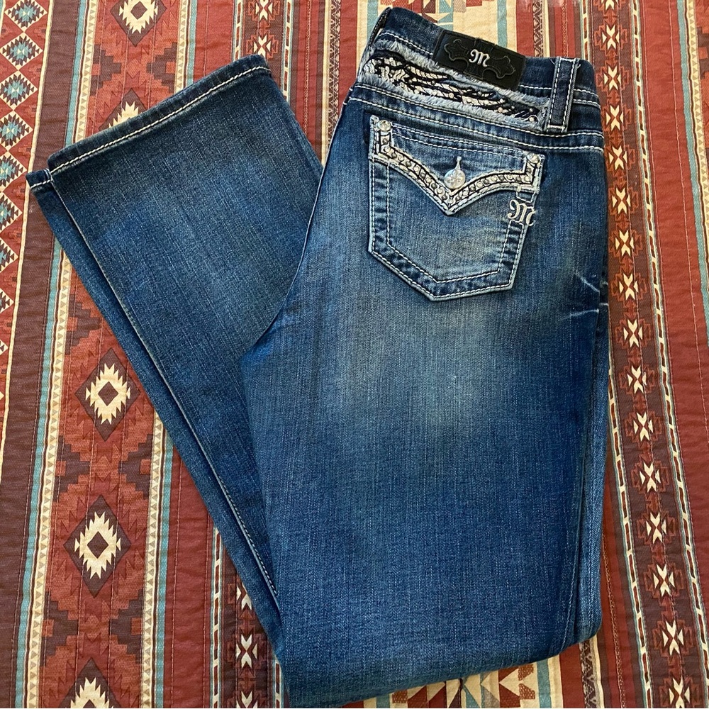 Miss Me mid-rise easy boot size 30 inseam 33
